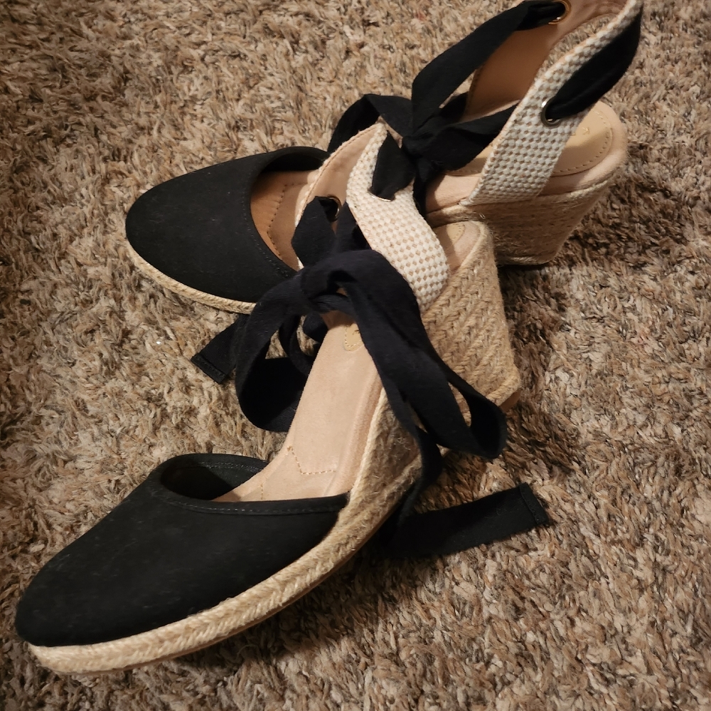 Espadril ankle tie heels